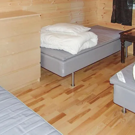 3 Bedroom Pet Friendly In *